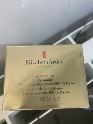 Elizabeth Arden Advanced Ceramide Crema Día