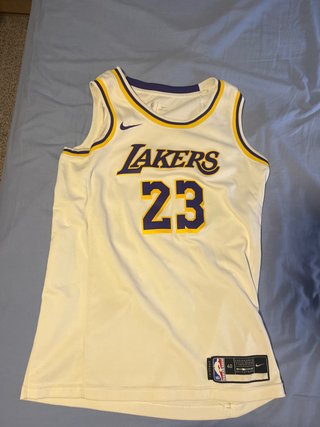 Camiseta Lakers 23 Nike