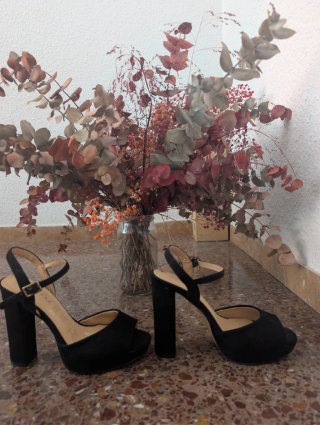 Sandalias tacón plataforma negras T.38