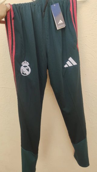 Conjunto Chándal Real Madrid Adidas Verde y Rosa
