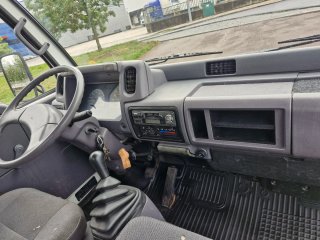 Camión Nissan Cabstar
