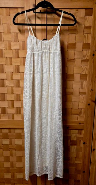 Vestido encaje Zara Talla S