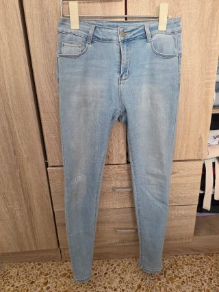 Pantalones vaqueros mujer