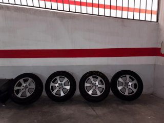Llantas 235/65 R17 Volvo
