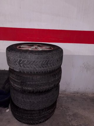 Llantas 235/65 R17 Volvo
