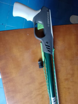 Fusil pesca submarina Beuchat