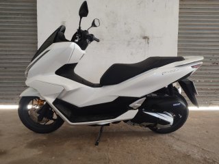 Honda PCX 125 Blanca
