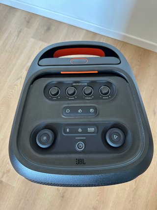 Affitto cassa JBL partybox 320 per feste ed eventi