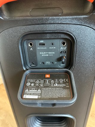 Affitto cassa JBL partybox 320 per feste ed eventi