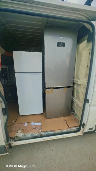 Frigorífico Beko y Hisense 160x54