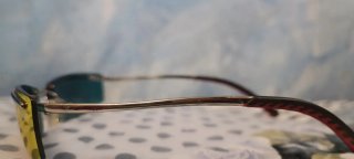 Gafas de sol Arnette naranjas y rojas