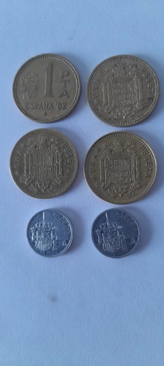 LOTE DE MONEDAS VARIADAS.JUAN CARLOS I..
