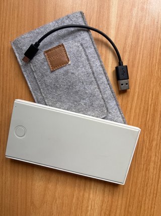Batería Portátil AUKEY 8000 mAh + Funda