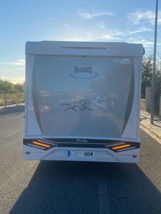 Autocaravana Mc Louis Yearling 81 Full Equip