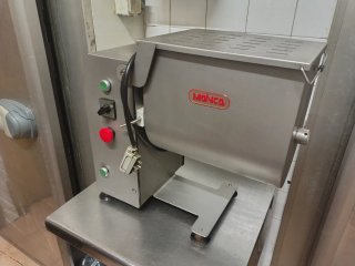 Asador de pollos Macfrin