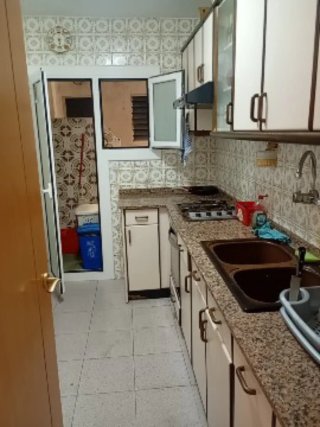 Estupendo piso en Badalona