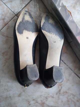 Zapatos de tacón negros
