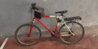 Bicicleta BH Specialized con silla infantil