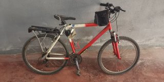 Bicicleta BH Specialized con silla infantil