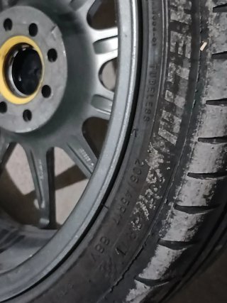 Llantas JR Racing 205/45R17 88W