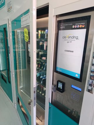 2 Maquinas vending 40E 90P.1 máquina vending 140