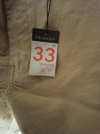 Pantalones cortos beige Primark Talla M