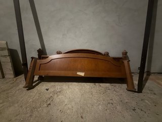 Estructura Cama Madera Clásica Cabecero