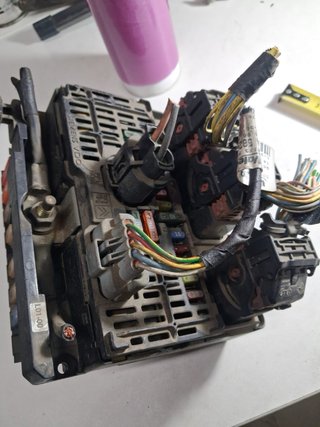 Caja Fusibles BMS Citroen Peugeot