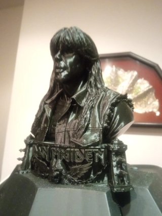Busto Iron Maiden Bruce Dickinson