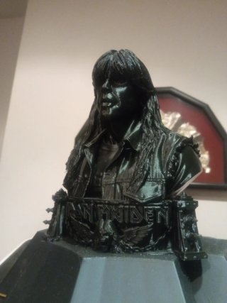 Busto Iron Maiden Bruce Dickinson