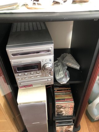 Equipo de Sonido Kenwood con Altavoces y CDs