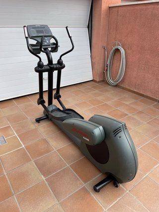 Bicicleta Elíptica Life Fitness