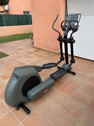 Bicicleta Elíptica Life Fitness