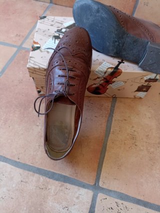 Zapatos de cordones marrones