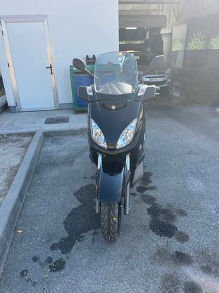 Yamaha XMAX 250 Negra
