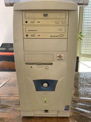 Tower Intel Pentium 4 Win Xp Retro Games Vintage