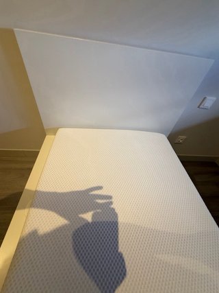 Cama IKEA con cabecero, somier y colchón