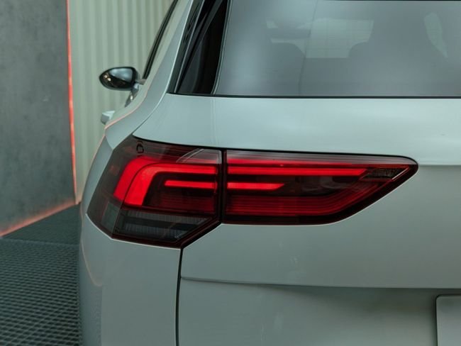 Volkswagen Golf 8 Variant R-Line 2.0 TDI DSG 2023, foto 73