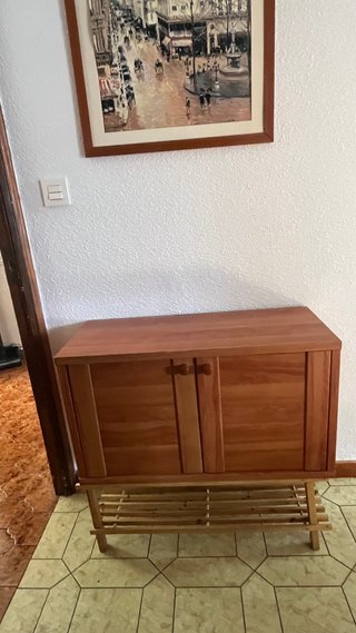 Mueble de almacenaje de madera