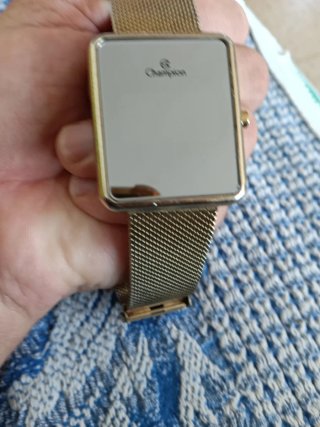 Reloj Champion Digital Dorado