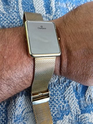 Reloj Champion Digital Dorado