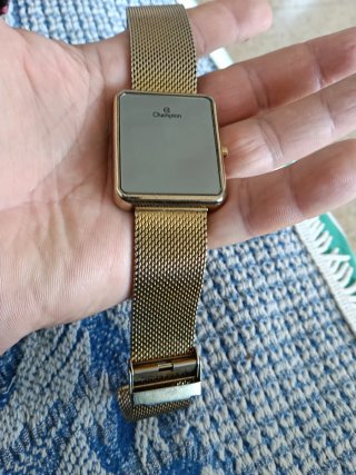 Reloj Champion Digital Dorado