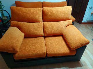 Conjunto de sofás de tela y piel
