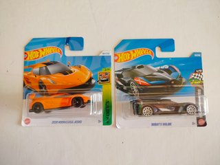 Hot Wheels 2020 Koenigsegg Jesko & Bugatti Bolide