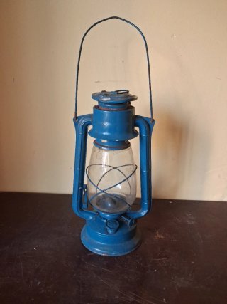 Farol antiguo azul