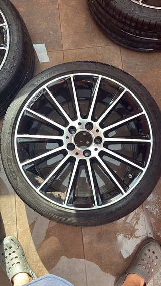 Llantas AMG 19 (4 unidades)