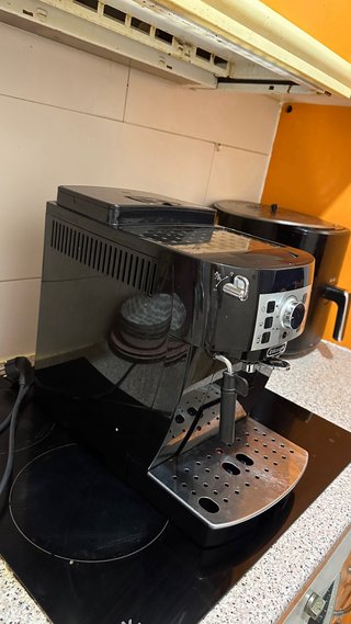 Cafetera DeLonghi Magnifica S Automática