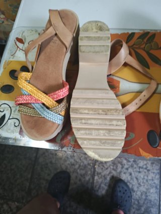 Sandalias Piel y Cintas Piel Talla 39 están con to