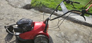 Desbrozadora Efco 3 ruedas motor nuevo
