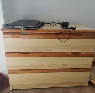 Mueble de almacenaje de madera
